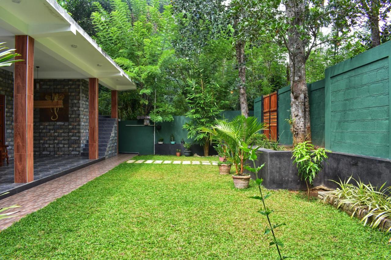 Forest Edge Safari Villa Udawalawe Exterior foto